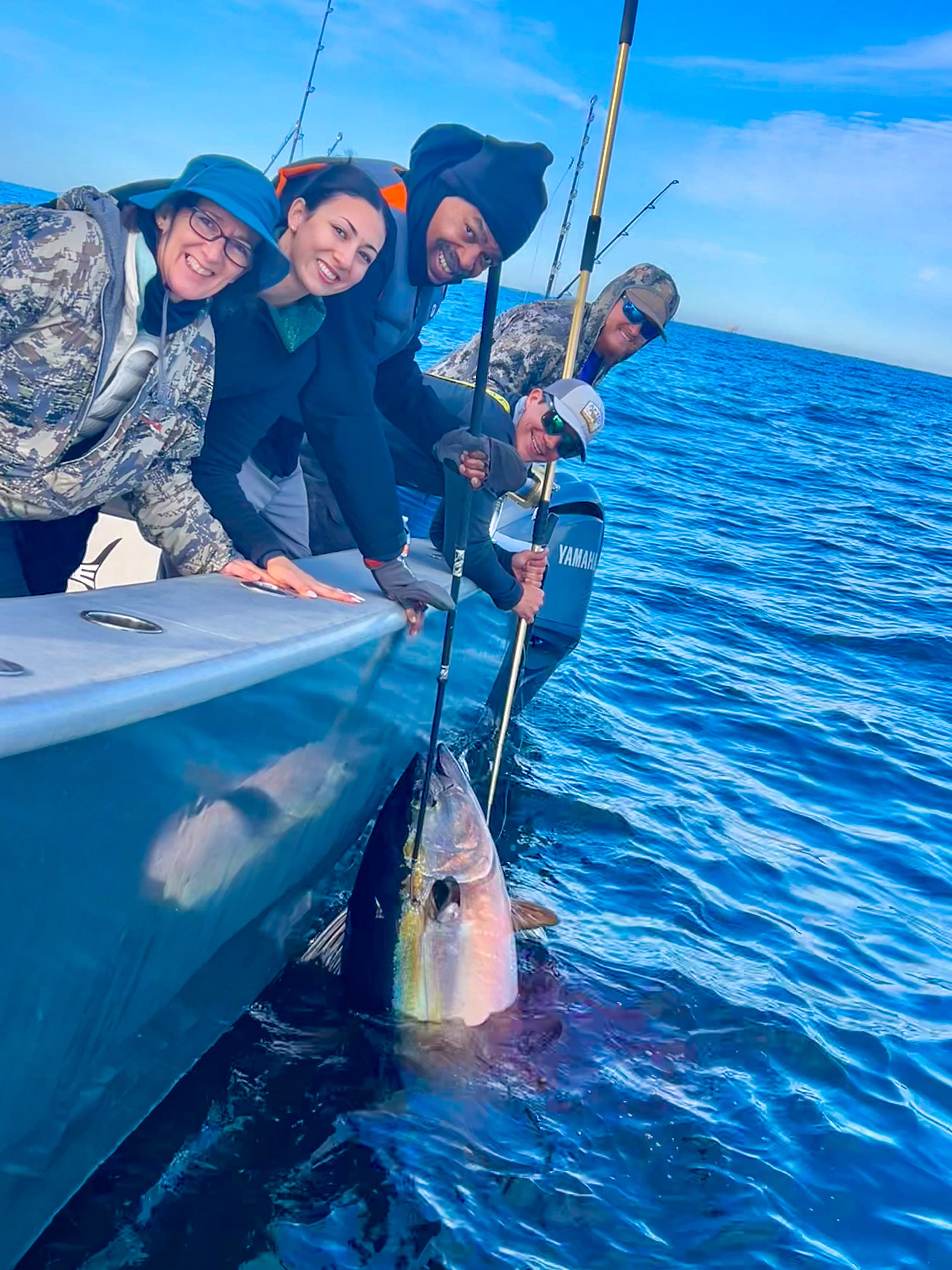 Client trophy yellowfin